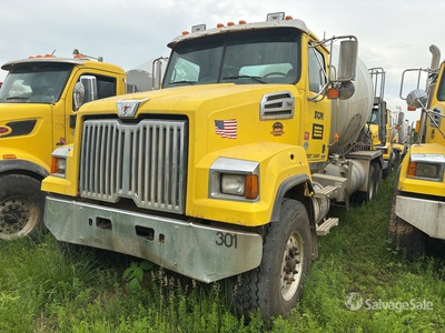 2016 Western Star 4700SF 6x4 Mixer Truck (Inoperable)