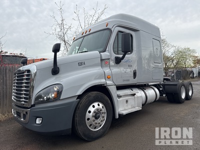 2018 Freightliner Cascadia 125 6x4 Cabeza Tractora Cabina Dormitorio