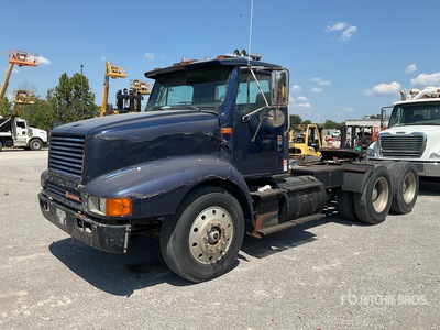 1990 International 8200 6x4 T/A Day Cab Truck Tractor