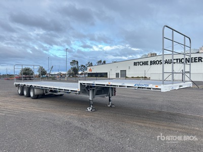 1996 Freighter 13.2 m Tri/A Step Deck Trailer