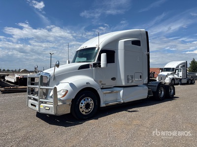 2015 Kenworth T680 6x4 T/A Sleeper Truck Tractor