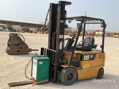 2014 Cat EP25K-PAC 2.5 ton Electric Forklift