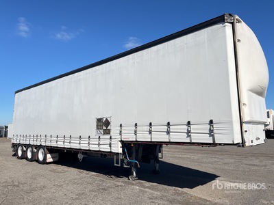 2006 Vawdrey 13.3 m Tri/A Step Deck カーテンサイドトレーラー