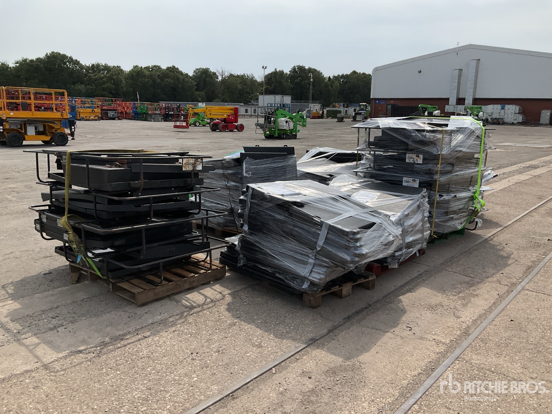 Quantity of Cab Guards Divers Autres