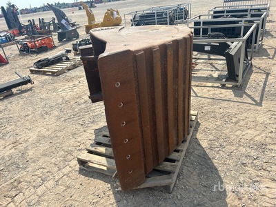 45 in Cleanup Excavator Bucket