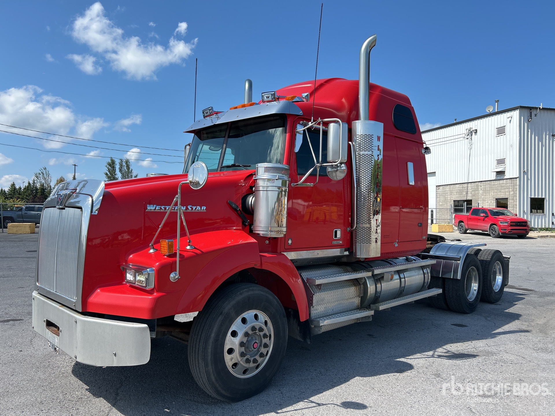 2016 Western Star 4900 6x4 T/A Sleeper Truck Tractor