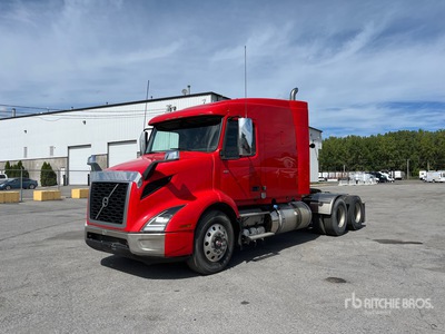 2019 Volvo VNR 6x4 Ciągnik siodłowy T/A z kabiną sypialną