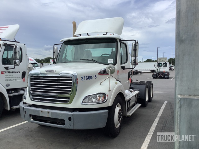CAMIóN 2016 FREIGHTLINER