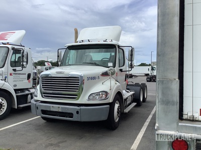 2016 Freightliner M2112 6x4 Tracteur Routier