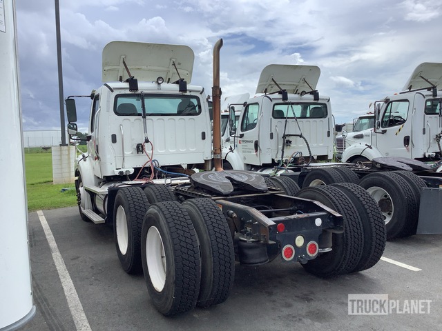 CAMIóN 2016 FREIGHTLINER