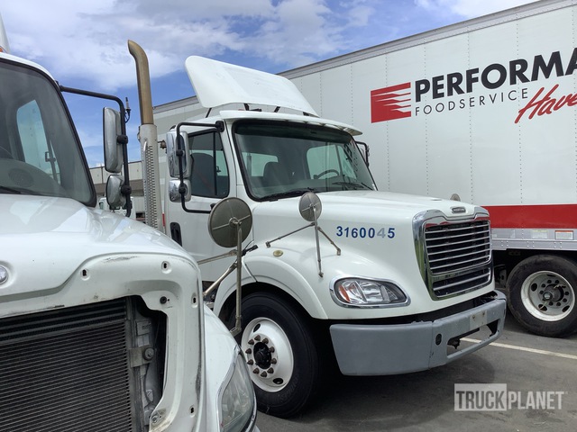 CAMIóN 2016 FREIGHTLINER