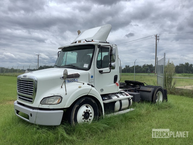CAMIóN 2016 FREIGHTLINER