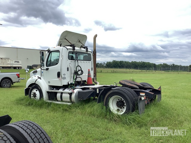 CAMIóN 2016 FREIGHTLINER
