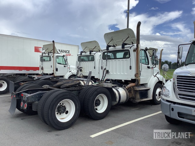 CAMIóN 2016 FREIGHTLINER