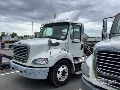 2016 Freightliner M2112 4x2 Tracteur Routier