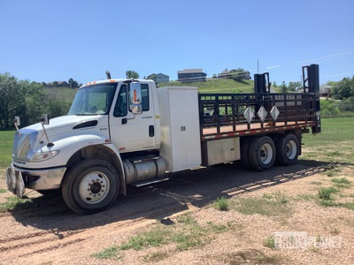 2014 International 4400 6x4 Flatbed Truck