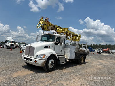 2008 Terex XL 4045 on 2009 Kenworth T370 4x2 Extended Cab Ciężarówka koparko-ładowarka