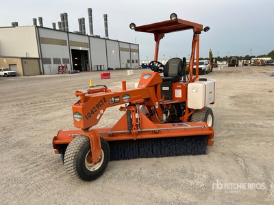 2024 Broce BB250BT Self-Propelled Broom