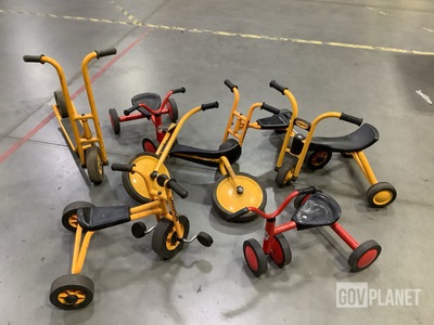 (19) Assorted Children's Play Equipment