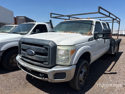 2016 Ford F-350 XL 4x4 Flatbed Truck (Inoperable)