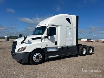 2020 Freightliner Cascadia 126 6x4 Sleeper Truck Tractor