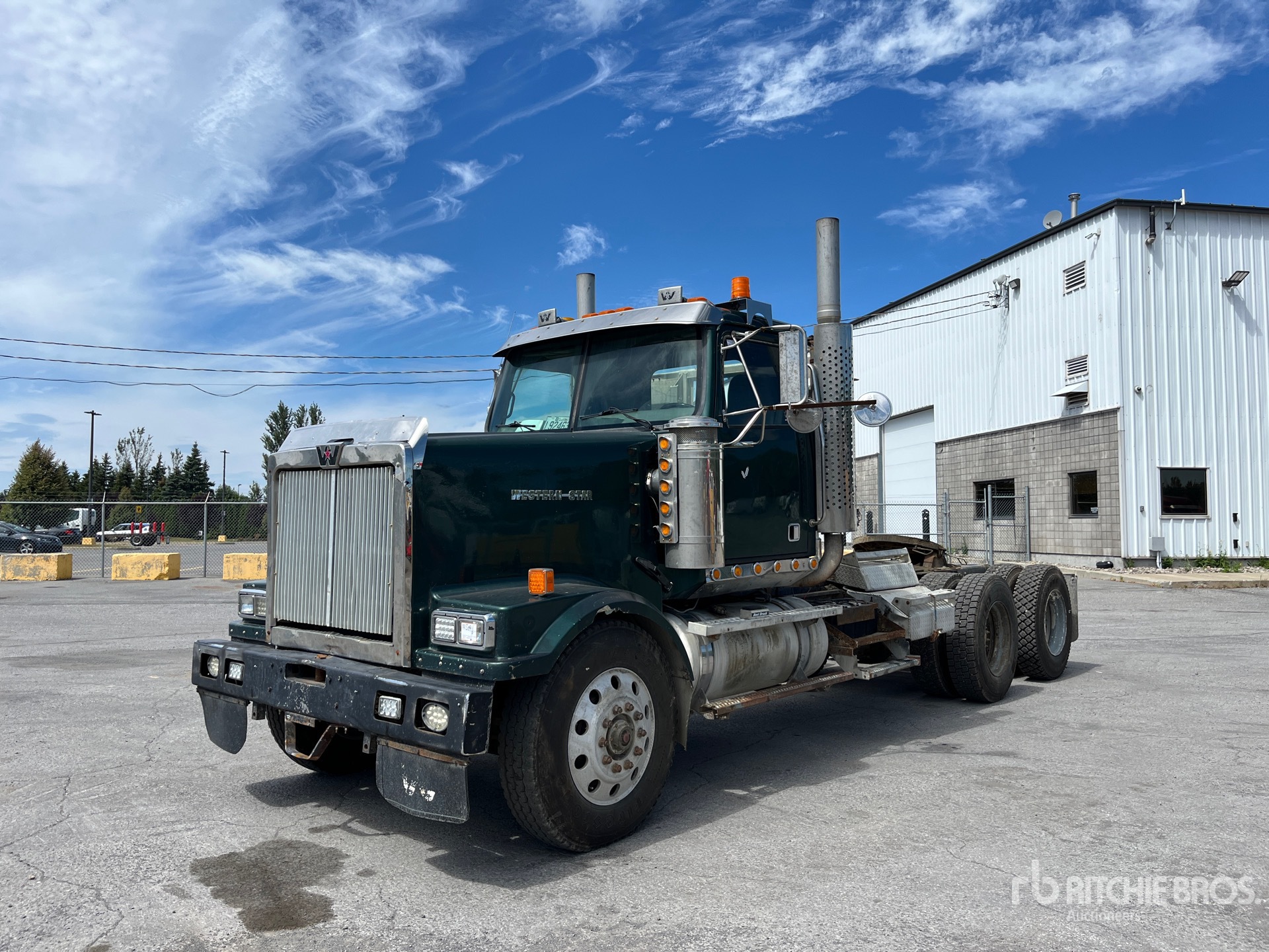 2005 Western Star 4900FA 6x4 Cabeza Tractora Cabina Corta