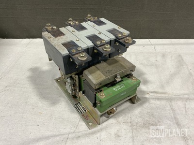 (2) GE IC5181C105A3XAAX Magnetic Contactors