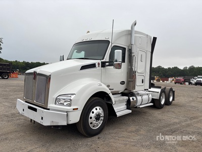 2019 Kenworth T880 6x4 T/A Sleeper Truck Tractor