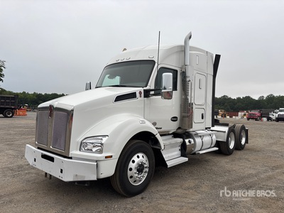 2019 Kenworth T880 6x4 Tracteur routier couchette
