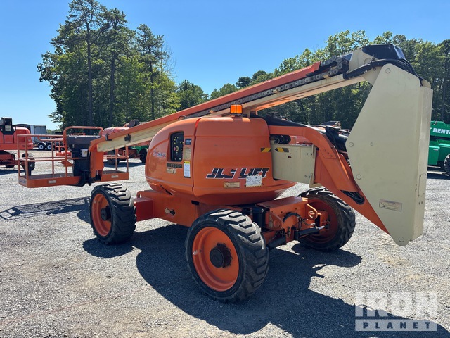 ELEVADOR ARTICULADO 2006 JLG 4WD 600A