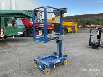 2013 Power Tower Nano Plateforme élévatrice à mât vertical