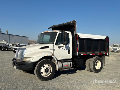 2011 International 4300 SBA 4x2 2-Achs Kipper-Lkw