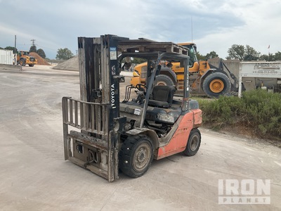 2014 Toyota 8FG35U 7000 lb Forklift