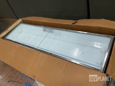 (5) Crouse-Hinds F40T12/RS Electric Lighting Fixtures