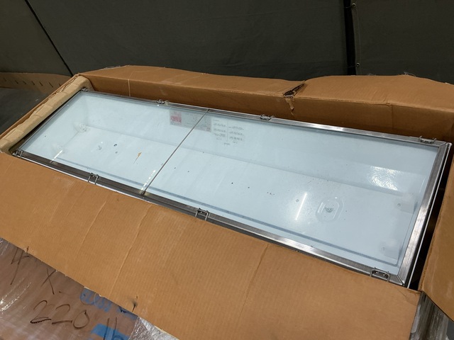 (5) Crouse-Hinds F40T12/RS Electric Lighting Fixtures