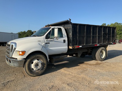 2005 Ford F-650 XL 4x2 Utility Truck
