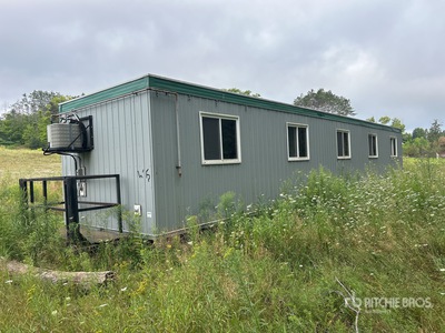 2013 Maple Leaf Homes Inc 60 ft x 11 ft 9 in 10 Person Skid-Mounted Transportierbare Lager