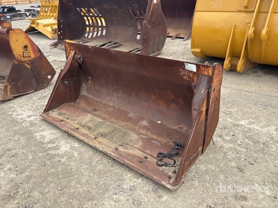 Cat 401 74 in Cleanup Backhoe Loader Bucket