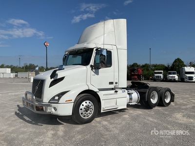 2020 Volvo VNR 6x2 トラックトラクター（T/A）