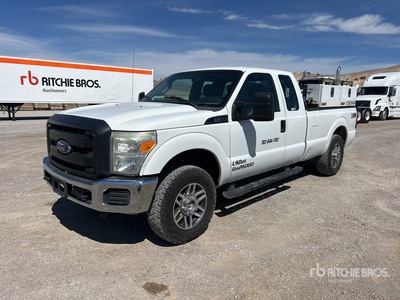 2015 Ford F-250 XL 4x4 Extended Cab Pickup