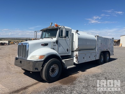 Peterbilt 6x4 Fuel & Lube Truck
