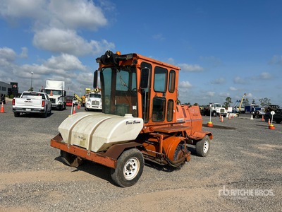 2006 Broce RJ350 Zelfrijdende bezem