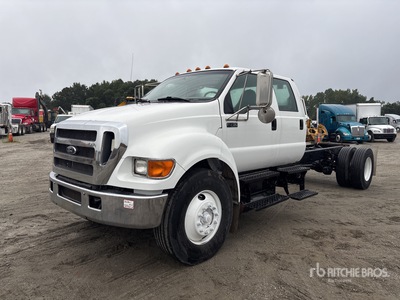 2007 Ford F-750 4x2 Cab and Chassis