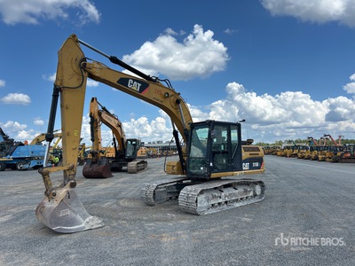2011 Cat 315D L 油圧ショベル