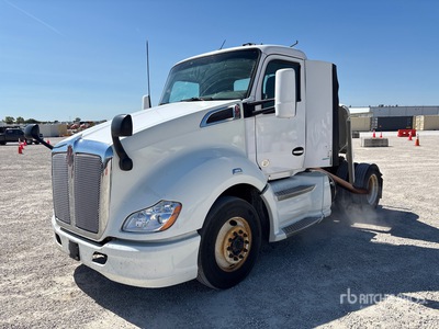 2015 Kenworth T680 4x2 Cabina per trattore stradale 2 assi