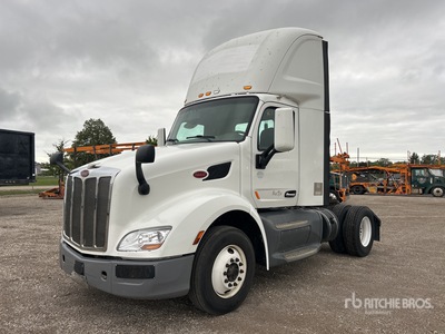 2016 Peterbilt 579 4x2 S/A Day Cab Truck Tractor