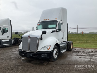 2016 Kenworth T680 4x2 トラックトラクター（S/A）