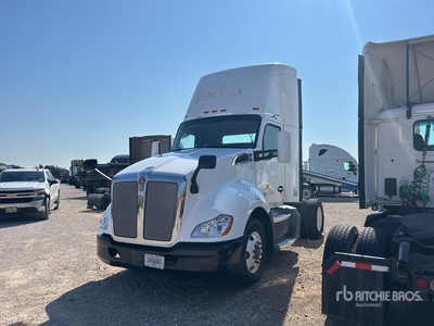 2016 Kenworth T680 4x2 S/A Day Cab Truck Tractor