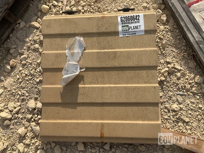 Oshkosh 3903292 Battery Box Cover