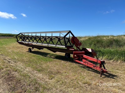 1987 Case IH 730 30 ft Pull Type Swather Windrower